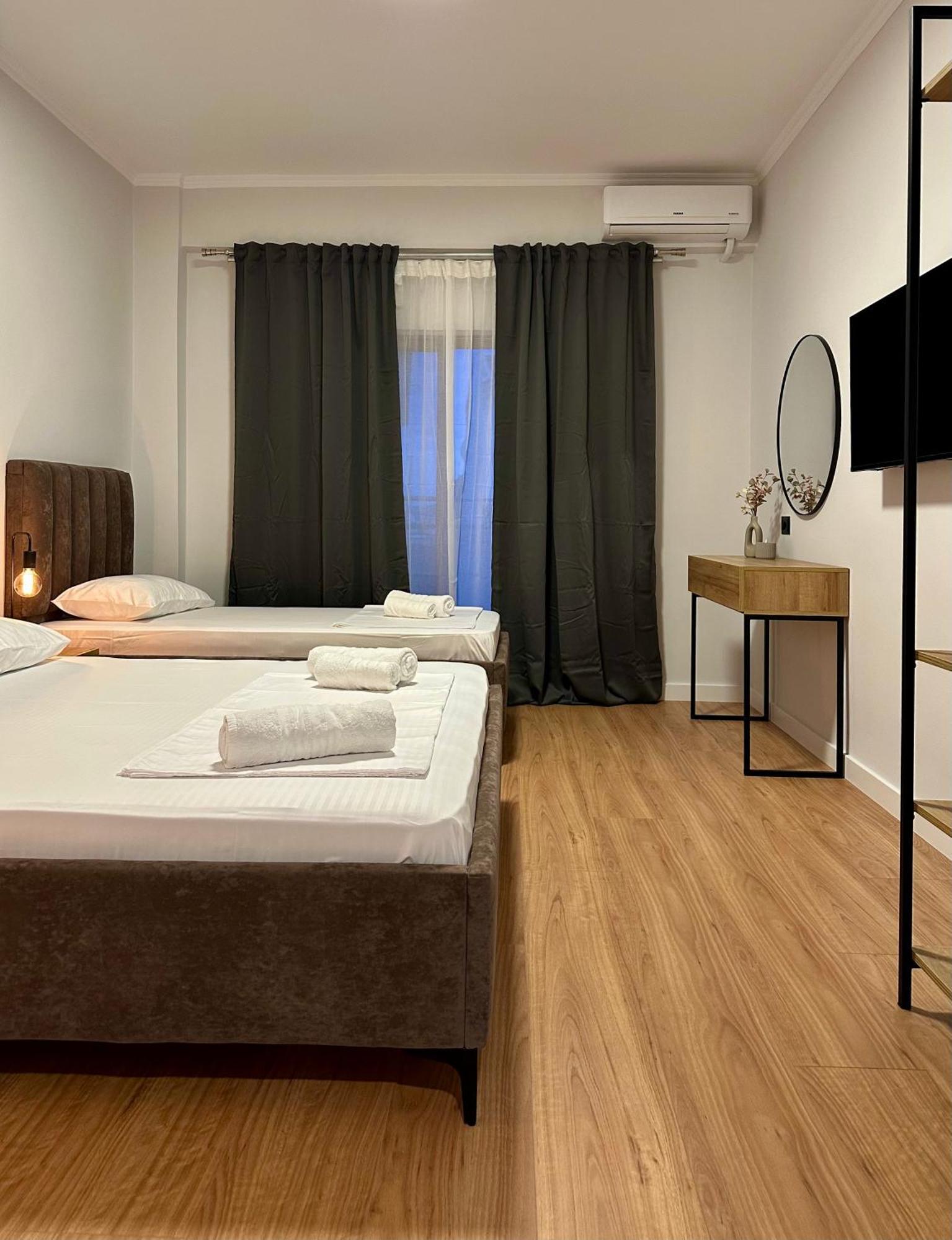 Lidia Apartments Sarandë Buitenkant foto