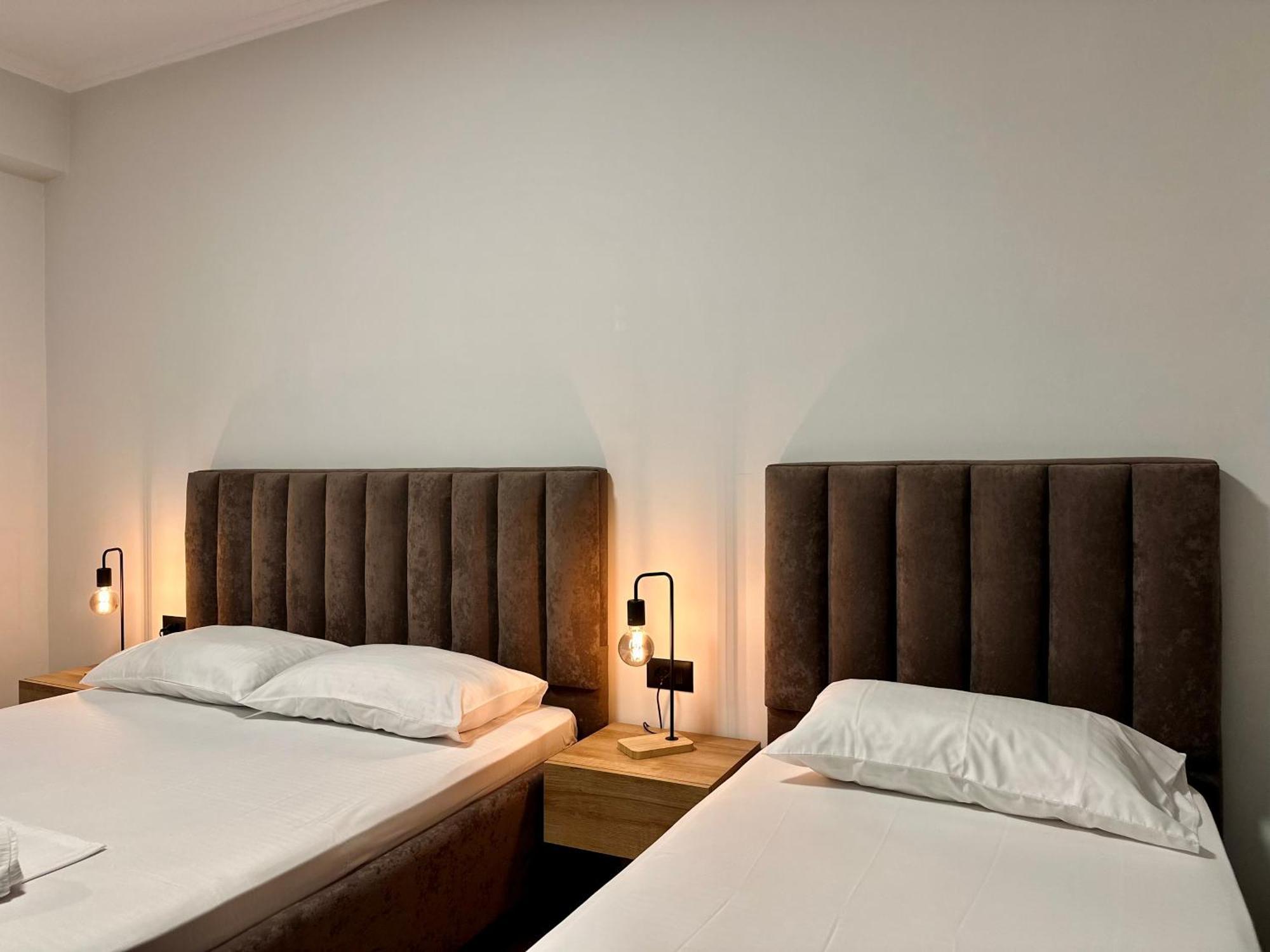 Lidia Apartments Sarandë Buitenkant foto